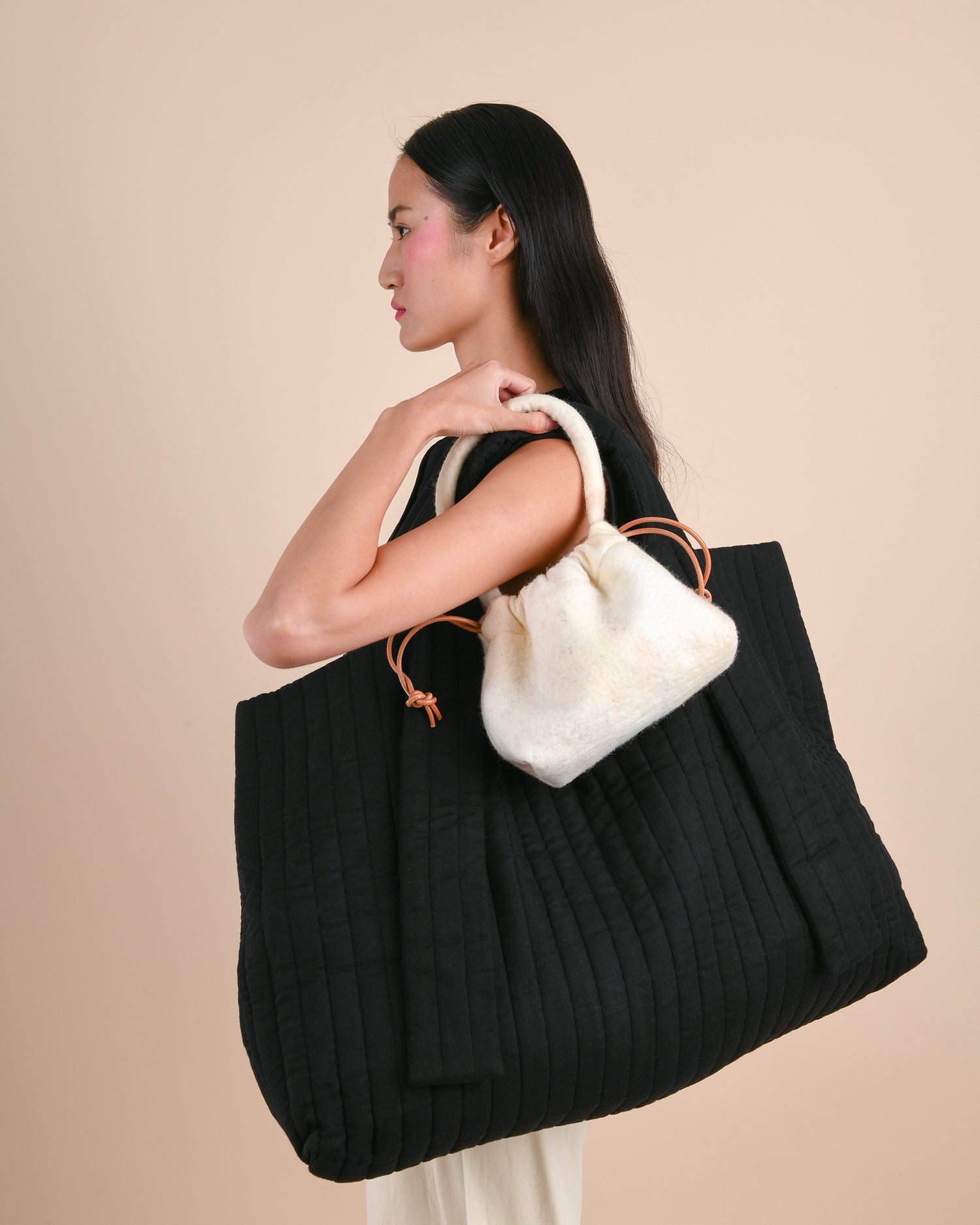 Dumpling bag - Felted